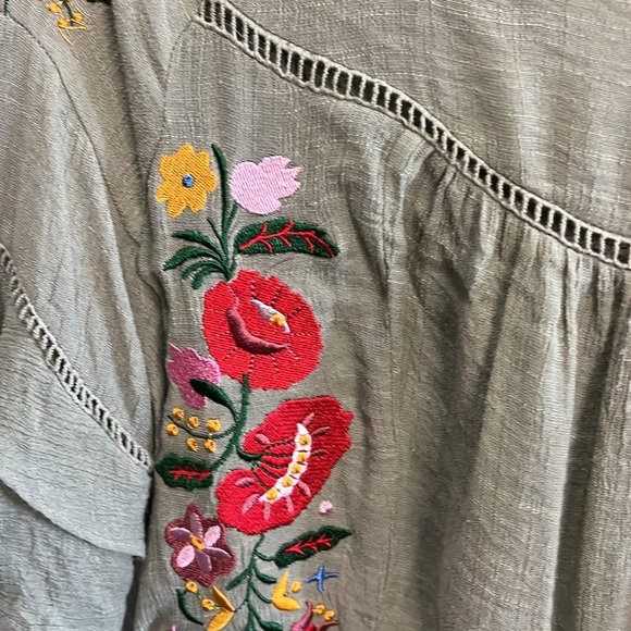 Altar’d State size Med Olive Embroidered Top ruffle - Picture 5 of 5
